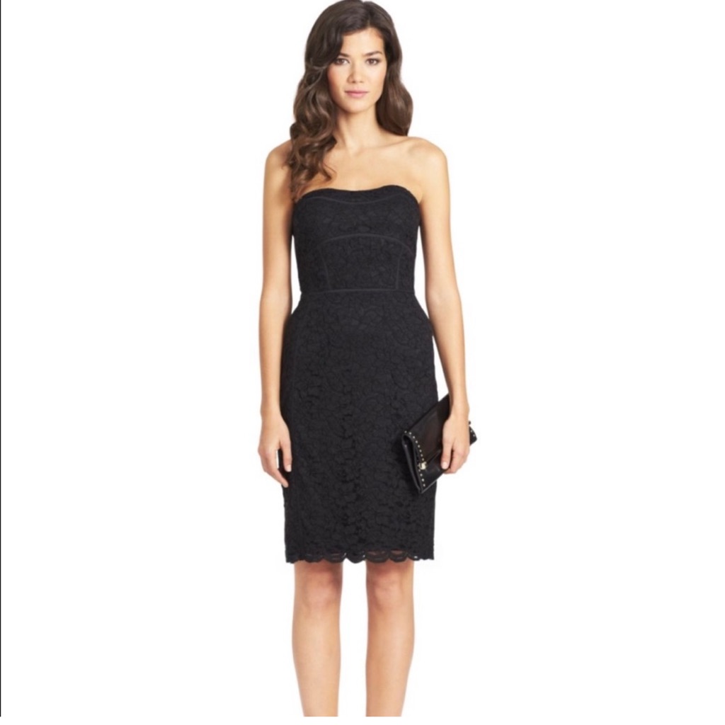 Diane Von Furstenberg Bailey Cocktail Dress. Lbd. Black Lace Strapless. Size 8
